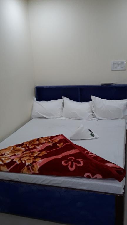 Oyo 66643 Khan Guest House Колката Екстер'єр фото